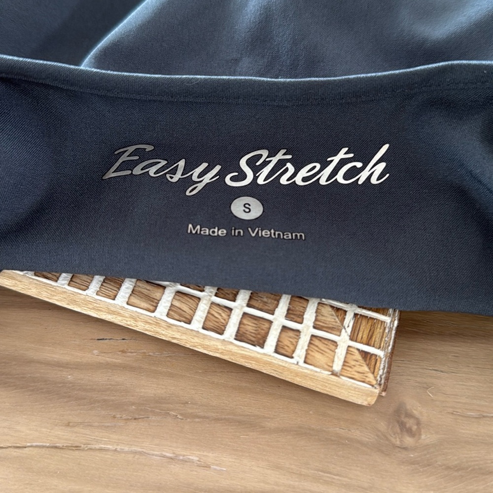 Easy Stretch Scrub Top - Picture 6 of 7